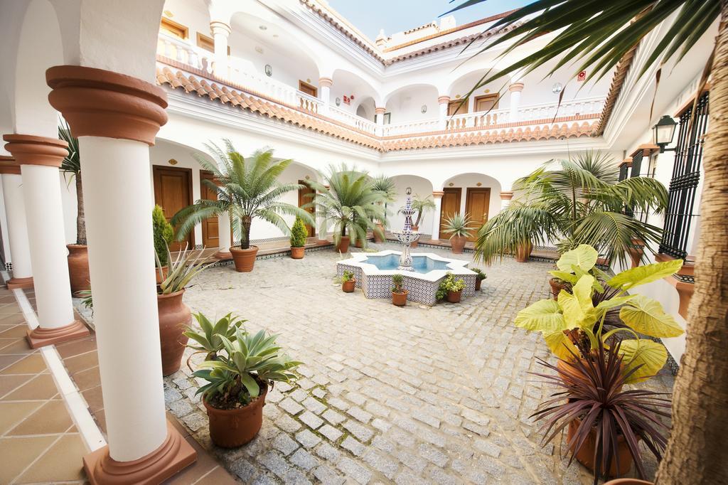 Hotel Diufain Conil De La Frontera